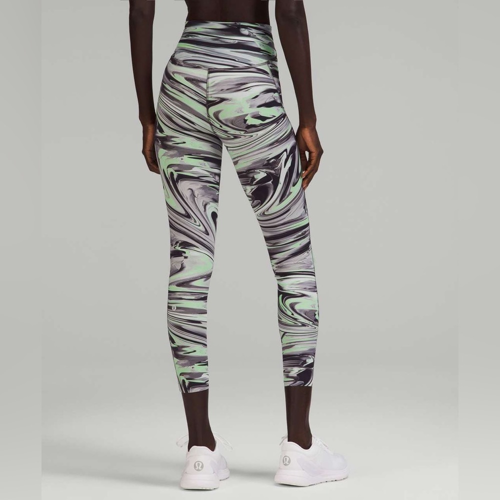 NWOT Lululemon Base Pace High-Rise Running Tight 25"Paint Glide Warp Multi